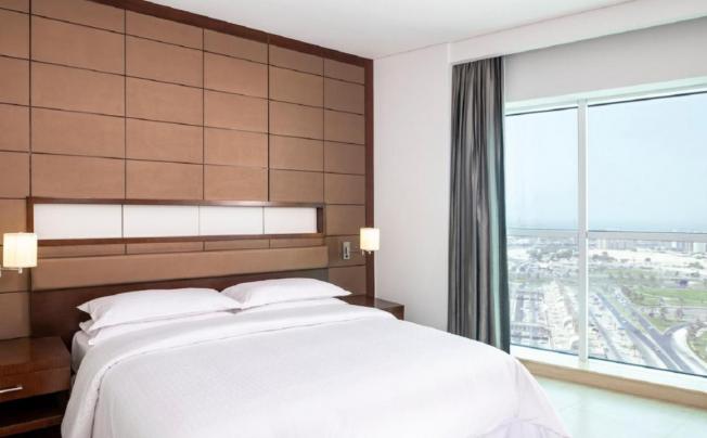 Фото отеля Four Points By Sheraton Sharjah