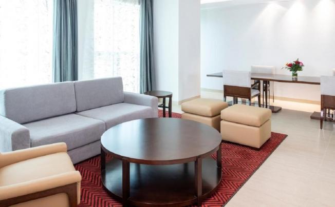 Фото отеля Four Points By Sheraton Sharjah