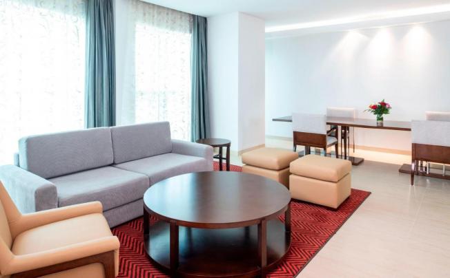 Фото отеля Four Points By Sheraton Sharjah