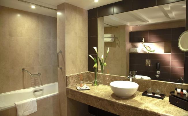 Фото отеля Cristal Hotel Abu Dhabi