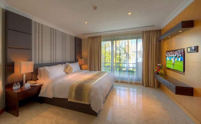 Фото отеля DUBAI MARINE BEACH RESORT & SPA