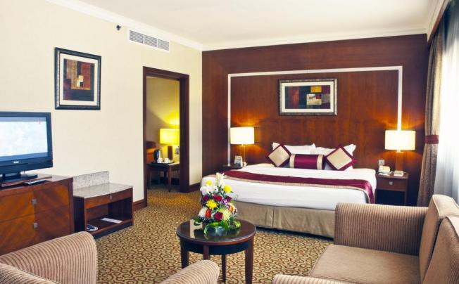 Фото отеля RAMEE ROYAL HOTEL 