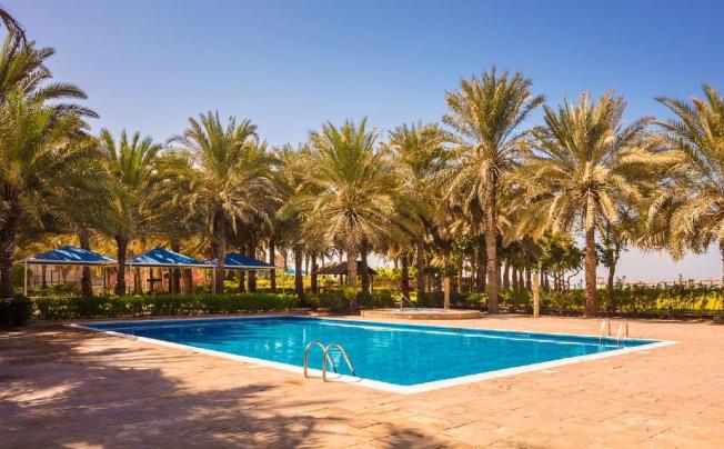 Фото отеля CORAL BEACH RESORT SHARJAH 