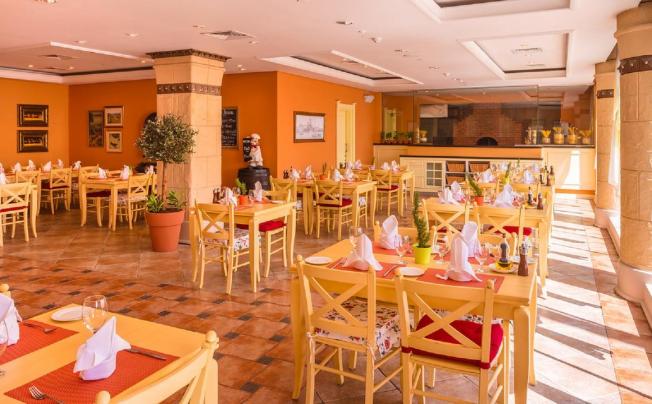 Фото отеля CORAL BEACH RESORT SHARJAH 