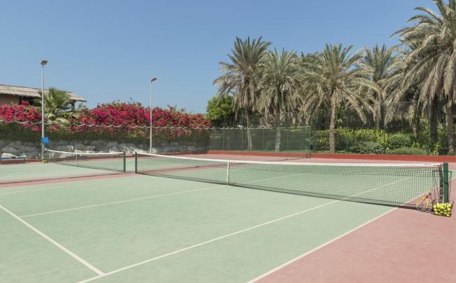 Фото отеля CORAL BEACH RESORT SHARJAH 