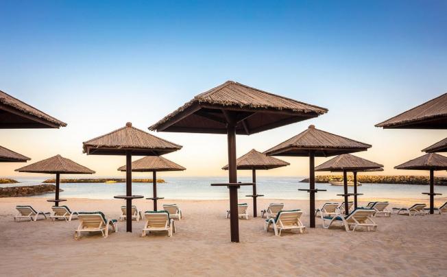 Фото отеля CORAL BEACH RESORT SHARJAH 