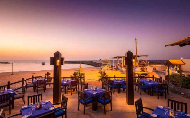 Фото отеля CORAL BEACH RESORT SHARJAH 