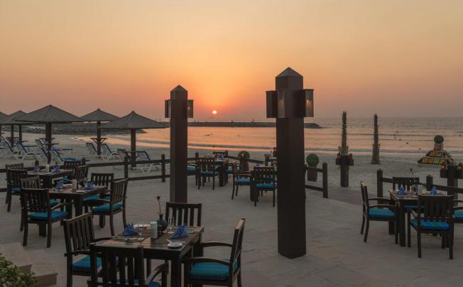 Фото отеля CORAL BEACH RESORT SHARJAH 