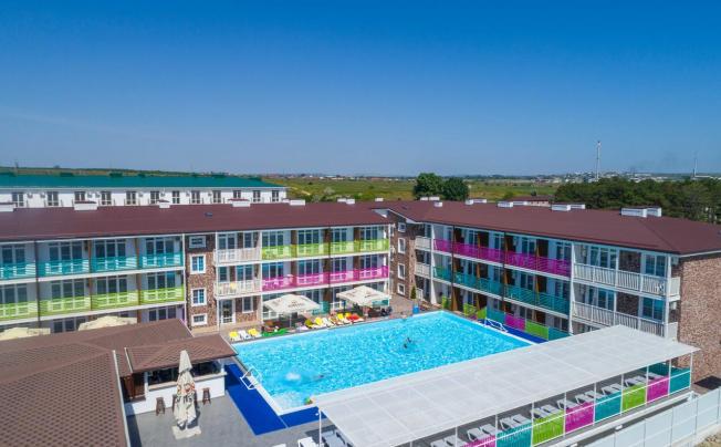 Фото отеля Sea Breeze Resort (Си Бриз Резорт Отель)