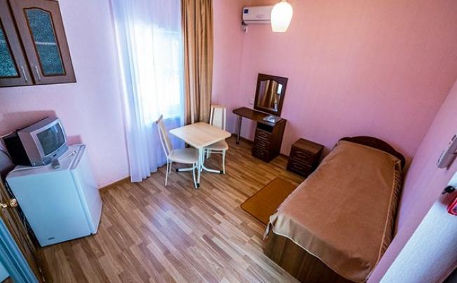 Фото отеля ПРИАЗОВЬЕ