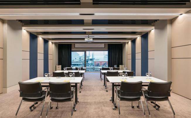 Фото отеля Crowne Plaza Istanbul Tuzla Viaport Marina