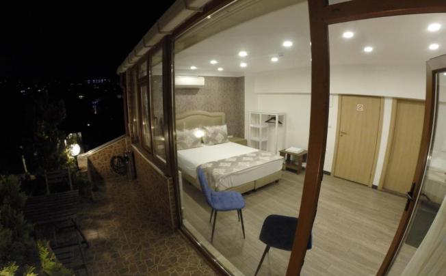 Фото отеля Meydan Suites