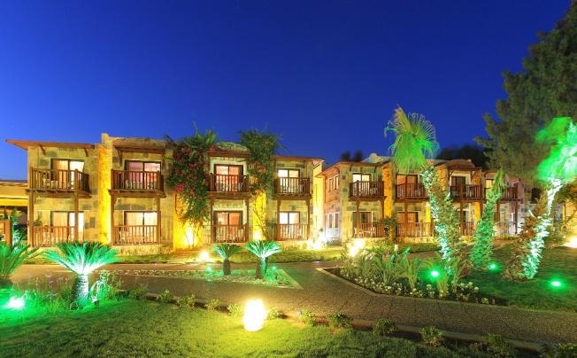 Фото отеля Camelot Boutique & Beach Hotel