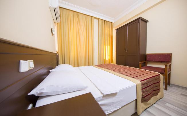 Фото отеля Klas Dom Hotel