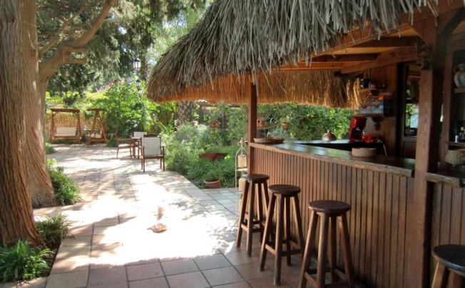 Фото отеля Happy Caretta Hotel