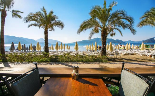 Фото отеля Aurasia Beach Hotel