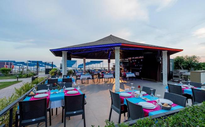 Фото отеля MEDITERRANEAN BREEZE HOTEL