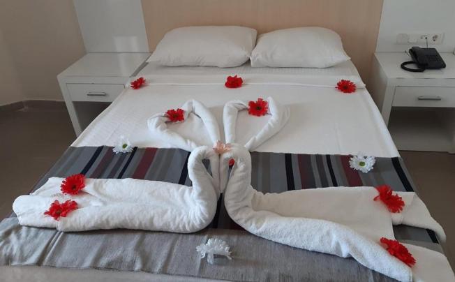 Фото отеля MEDITERRANEAN BREEZE HOTEL