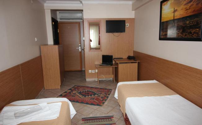 Фото отеля Kadikoy Otel