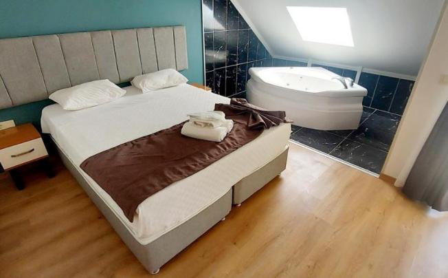 Фото отеля NEVA SUITE HOTEL