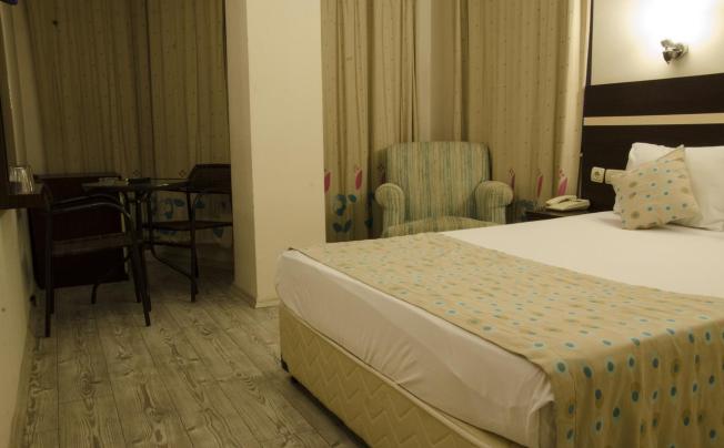 Фото отеля Luna Boutique Hotel