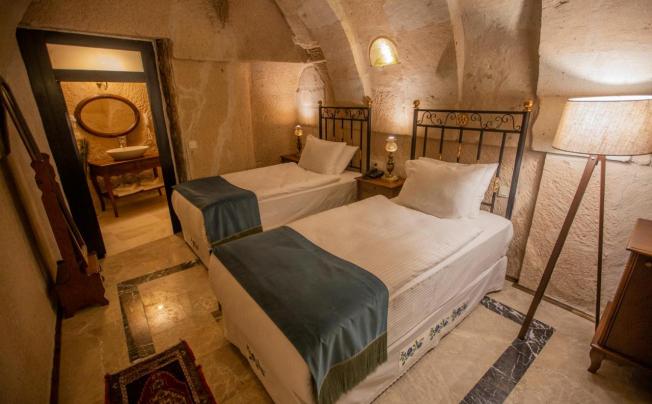 Фото отеля Lavender Cave Hotel