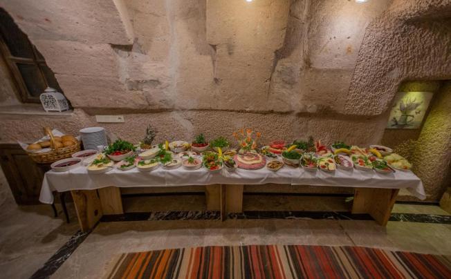 Фото отеля Lavender Cave Hotel