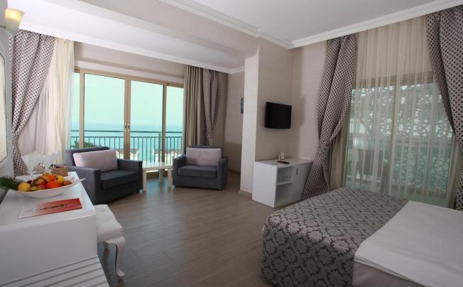 Фото отеля Grand Ring Hotel
