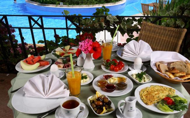 Фото отеля Zeytinada hotel