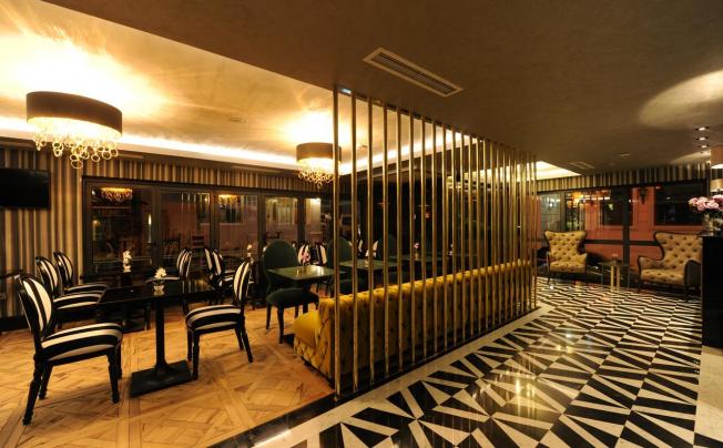 Фото отеля LE PETIT PALACE HOTEL