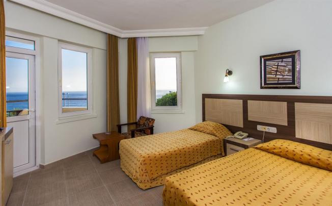 Фото отеля Kleopatra Beach Hotel 