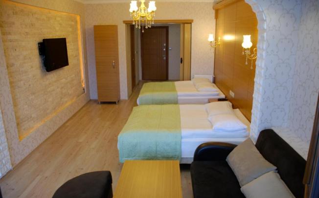 Фото отеля THE PORT HOTEL