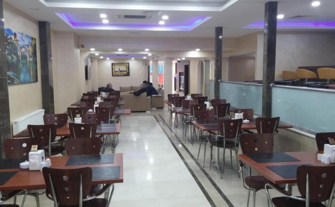 Фото отеля Lal Hotel