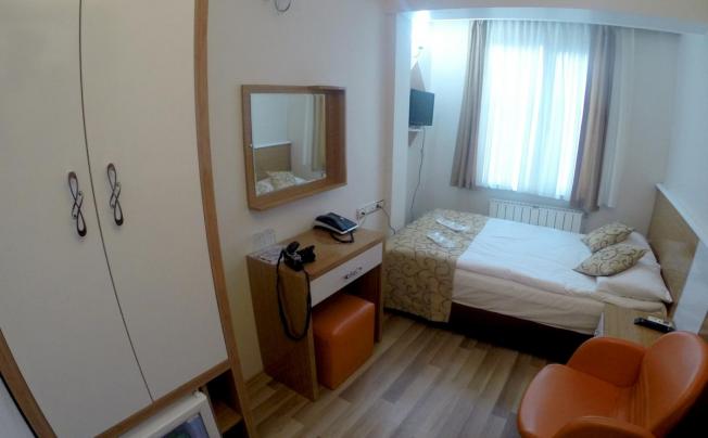 Фото отеля Lal Hotel
