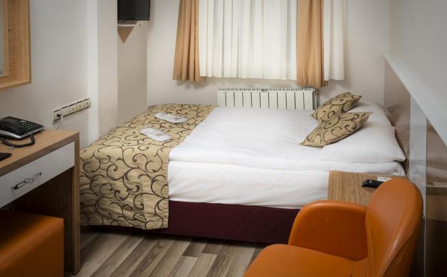 Фото отеля Lal Hotel