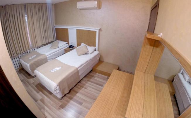 Фото отеля Lal Hotel