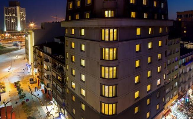 Фото отеля Midtown Hotel