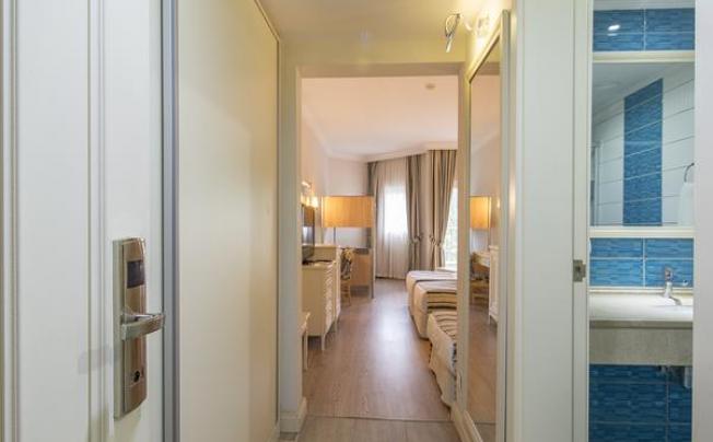 Фото отеля Crystal tat beach golf resort & spa