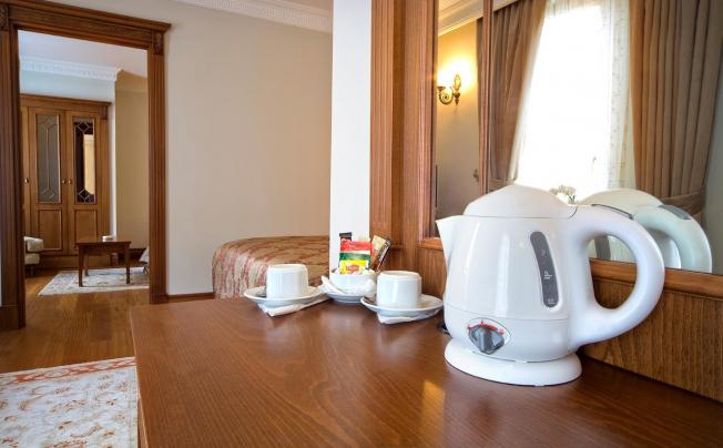 Фото отеля Acra Hotel