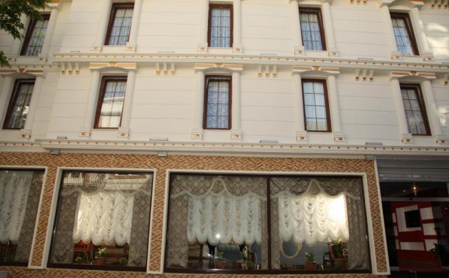 Фото отеля Safir Hotel