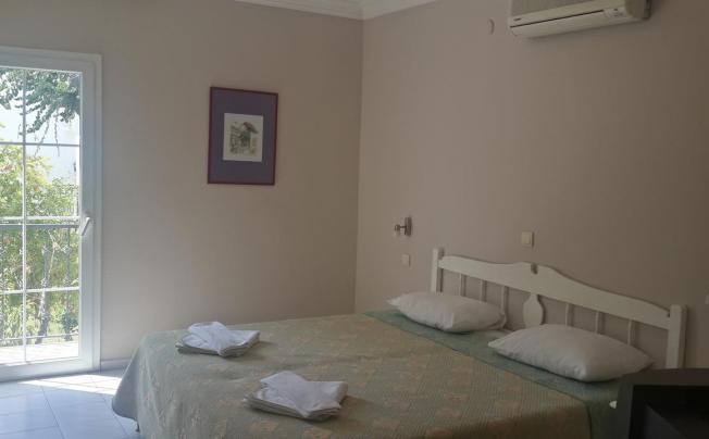 Фото отеля LA ROSA HOTEL