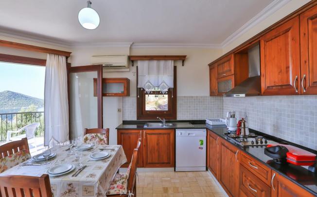 Фото отеля Nirvana Apartments