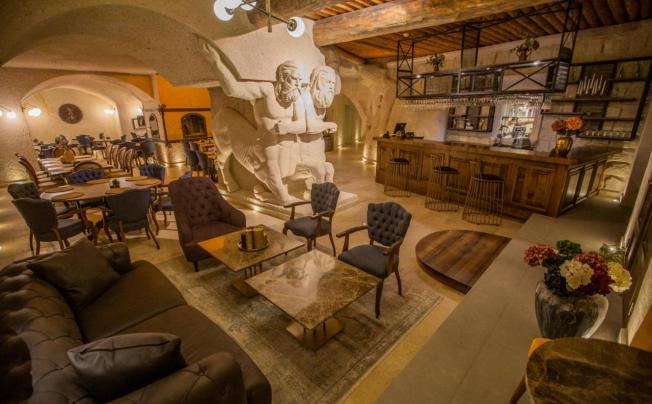 Фото отеля NINO CAVE SUITES