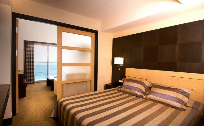 Фото отеля Charisma Deluxe hotel