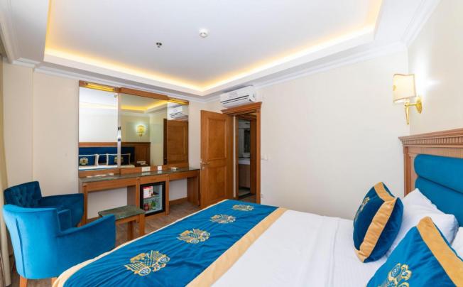 Фото отеля Byzantium Comfort Hotel