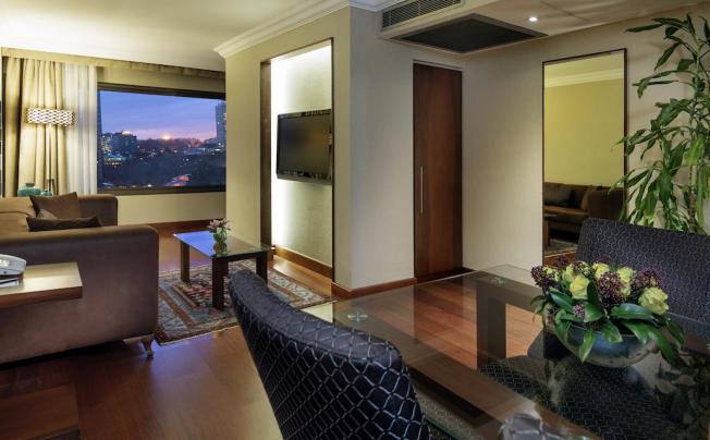 Фото отеля Hilton Parksa Istanbul