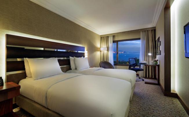 Фото отеля Hilton Parksa Istanbul