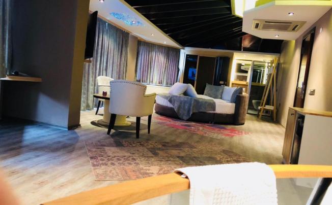 Фото отеля VELENA HOTEL