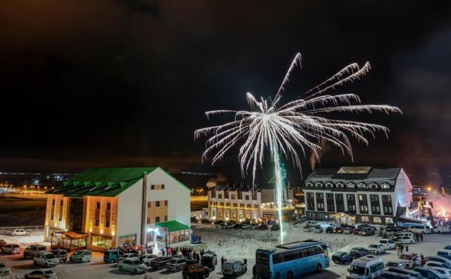 Фото отеля Snowflake Dag Hotel