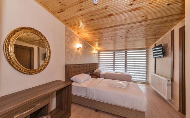Фото отеля SAHIL BUTIK HOTEL